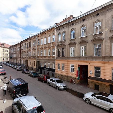 Apartment On Tamanska - Вулиця Дарії Гусяк Lviv Extérieur photo