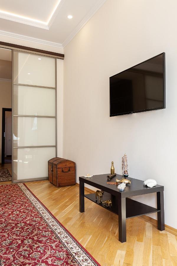 Apartment On Tamanska - Вулиця Дарії Гусяк Lviv Extérieur photo