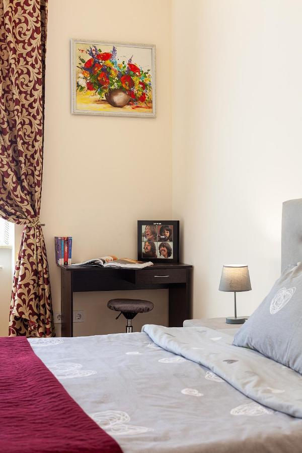 Apartment On Tamanska - Вулиця Дарії Гусяк Lviv Extérieur photo